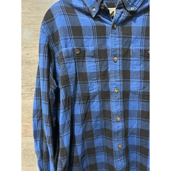 Duluth Trading Shirt Mens Medium Trim Fit Blue Black Plaid Button Down Flannel - Picture 3 of 8
